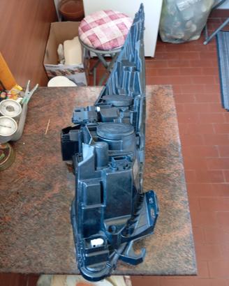 fanale anteriore sx usato per Peugeot 3008 2009