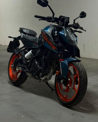 Ktm Duke 125 2024 *Atlantic Blue*