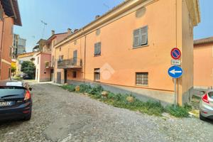 CASA SEMINDIPENDENTE A NOVI LIGURE