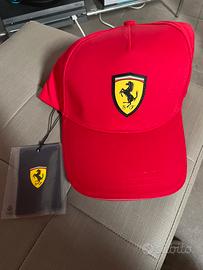Cappello Ferrari