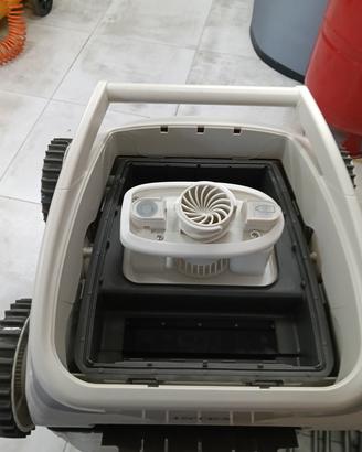 robot pulisci piscina intex zx500