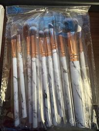 16 Pezzi Set Pennelli Trucco Professionale