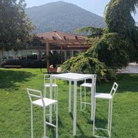 Tavolo Autolivellante in Metallo per Esterni