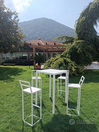 Tavolo Autolivellante in Metallo per Esterni