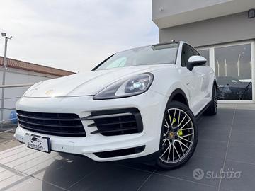 Porsche Cayenne Coupé 3.0 V6 E-Hybrid uni pro in g