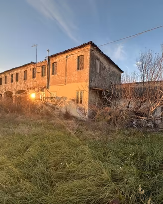 Oriago casa rurale con 6200mq di terreni