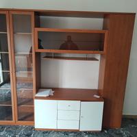 soggiorno  in buone condizioni 