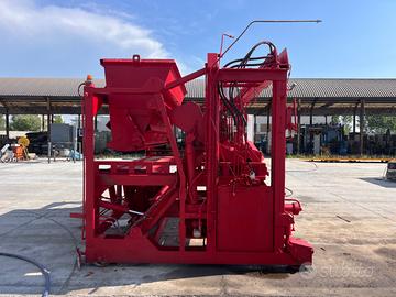 Macchina per pozzetti calcestruzzo