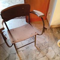 antica sedia da rammendo e cucito