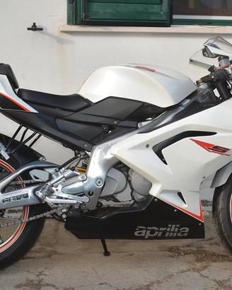 Aprilia rs 125