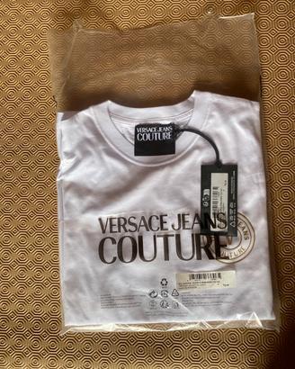 T shirt nuova