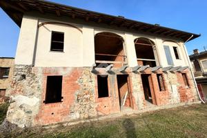 VILLA SINGOLA A BIBIANA