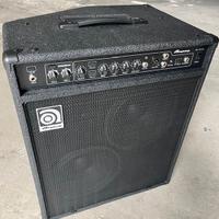 Amplificatore AMPEG BA 210 Combo 450 W