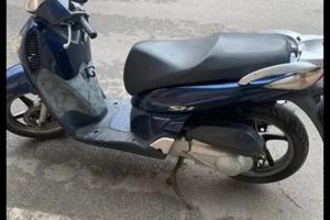 SH 125 scooter