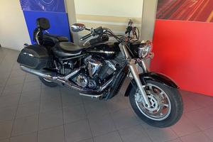 Yamaha XVS 1300A Midnight Star