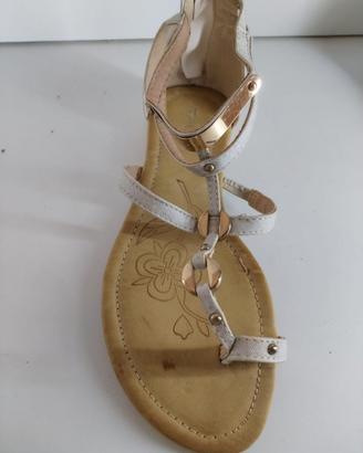 Sandali bianchi NUOVI n. 37