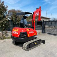 E132 Escavatore 26 q Libra 224 S
