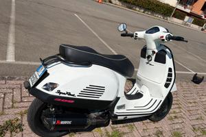 Vespa 300 GTS