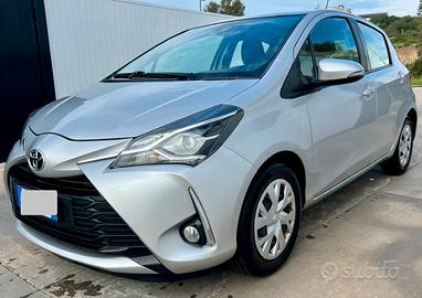 Toyota Yaris 1.0 5p Business