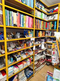 stock per la scuola, zaini, astucci , dizionari