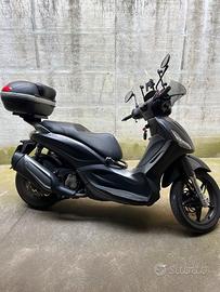 Piaggio Beverly Touring 350 ABS