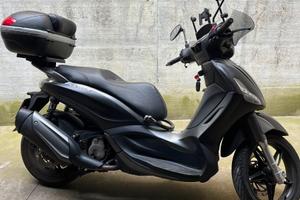 Piaggio Beverly Touring 350 ABS