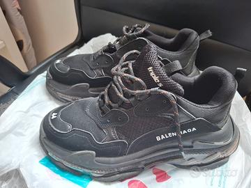 Balenciaga triple s trattabile
