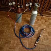 Kit per il taglio ossiacetilenico pronto per l'uso