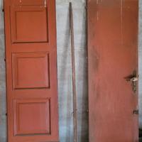 Portone antico in legno