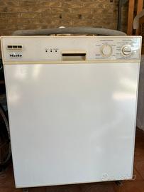 Lavastoviglie MIELE