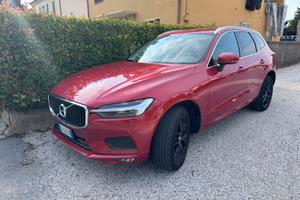 Volvo XC60 2.0 b4 Momentum Pro awd