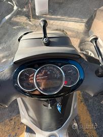 Beverly 300ie