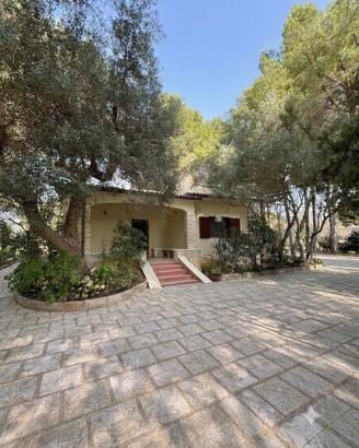 Villa indipendente zona Urmo Belsito