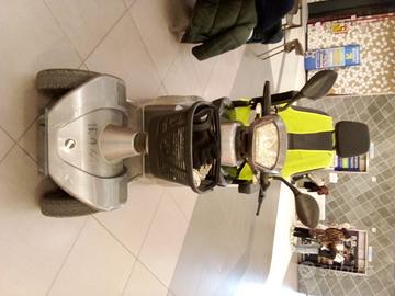 Scooter per mobilità anziani/disabili