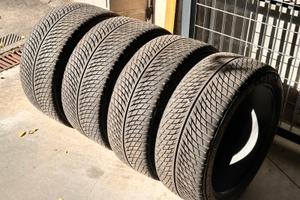 4 Michelin invernali 21” – 295/35 R21 + 265/40 R21