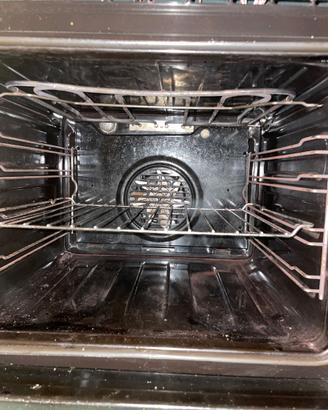 Forno elettrico con la ventola