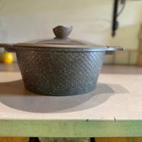 Pentola Kasanova 28 cm- Nuova mai usata !