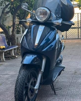 Beverly Tourer 300cc
