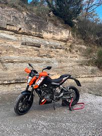 Duke 125 ktm