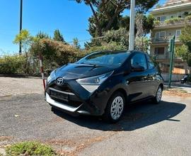 Toyota Aygo 1.0 VVT-i 72 CV 5 porte x-play