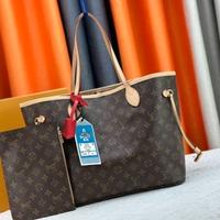 Borsa classica Neverfull di Louis Vuitton