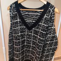 Mini Abito o maglione con spalle scoperte