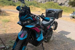 CF Moto mt x 800