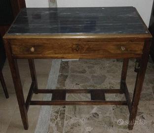 Scrivania anni 50 con piano in marmo 