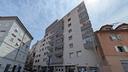 via-della-guardia-con-terrazzo-e-posto-auto