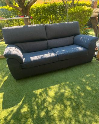 Divano letto, materasso blu