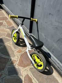 Bicicletta per bambino senza pedali