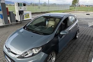 Ford Fiesta 1.2 82cv Titanium