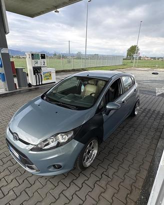 Ford Fiesta 1.2 82cv Titanium