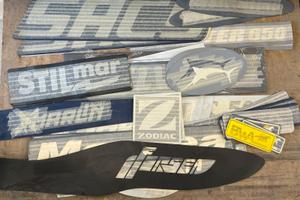 Scritte e loghi per gommoni